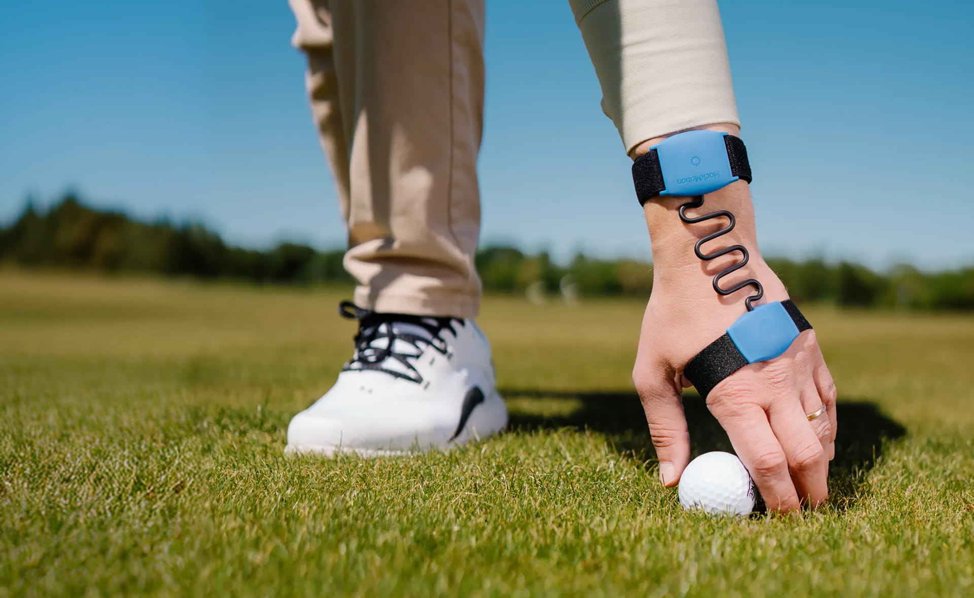 Golf Swing Analyzer & Wrist Angle Training Aid | HackMotion